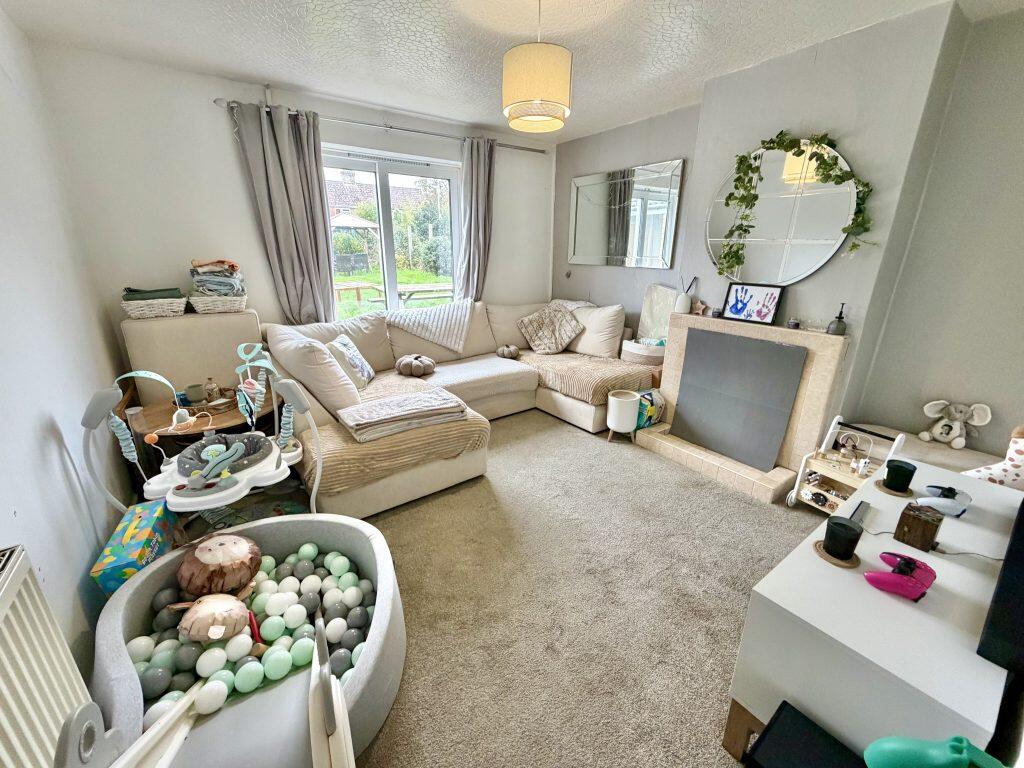 Minchingtons Close, Norton Sub Hamdon, Somerset, TA14 photo 3