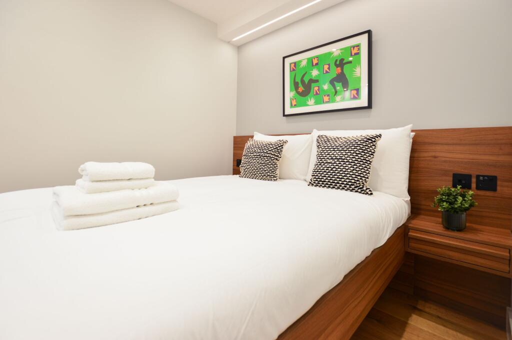 Apartment in London, City of Westminster - View 5