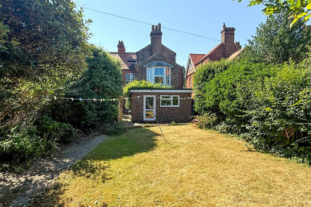 House in Littlehampton - View 5