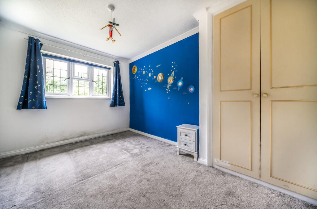 Apartment in Guildford - More
