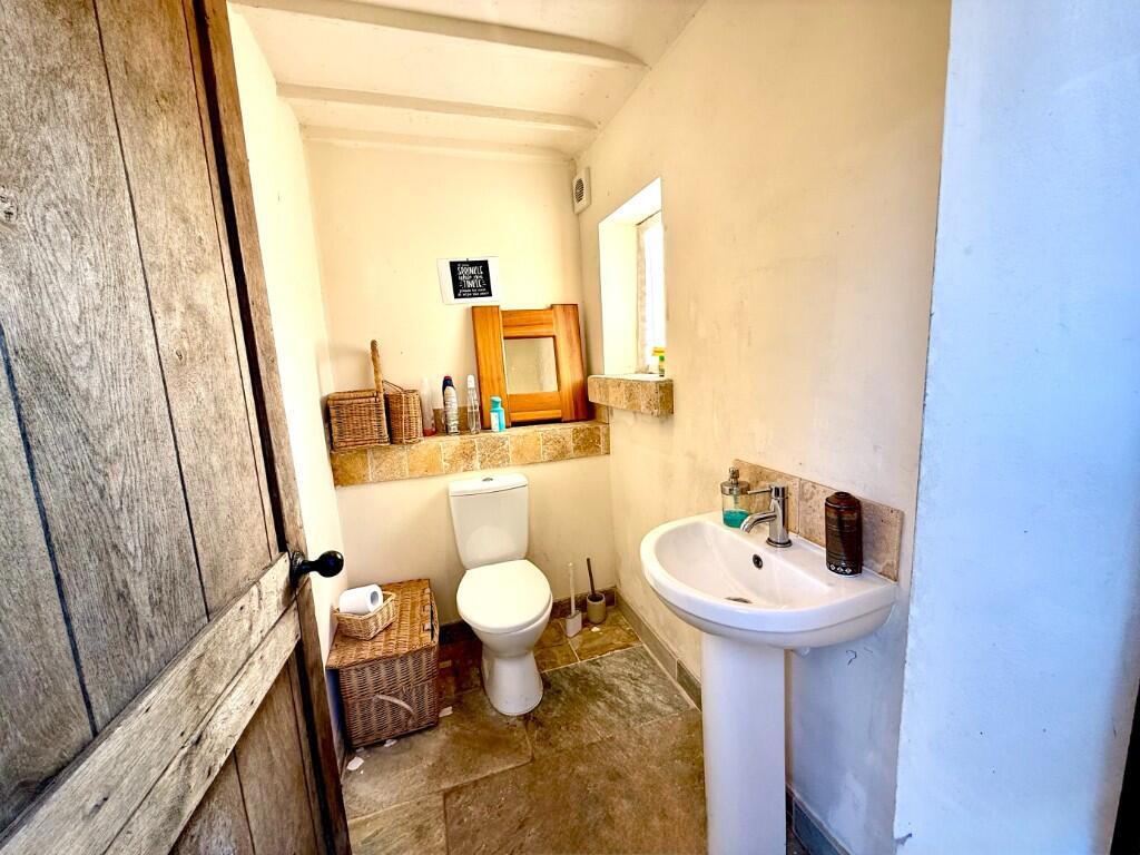 Shared WC interior
