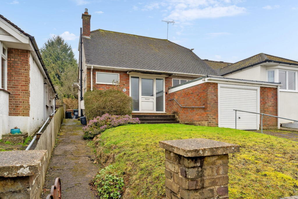 Main image of property: Links Way, Croxley Green, Rickmansworth, WD3