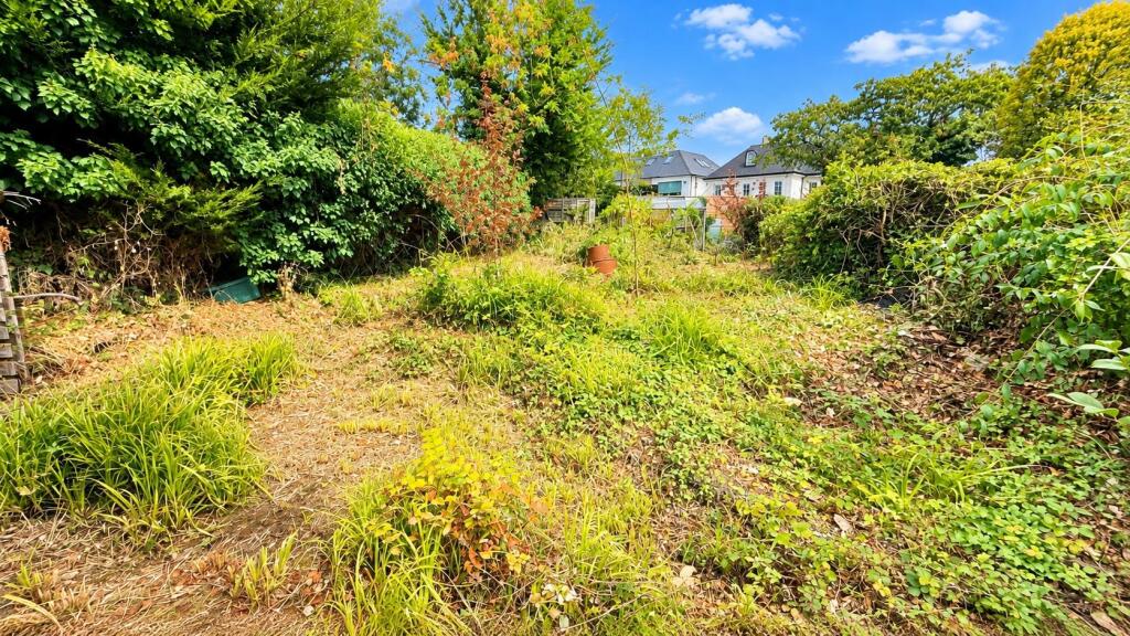 House in Enfield - View 4