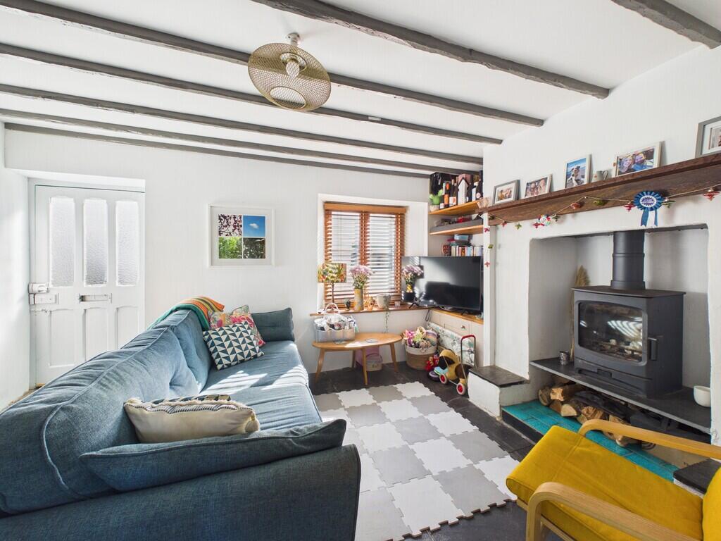 House in Exeter - View 3