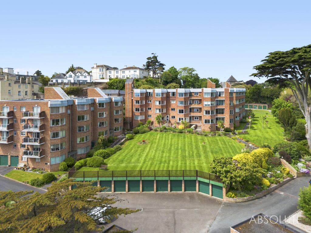 Apartment in Torquay, Torbay