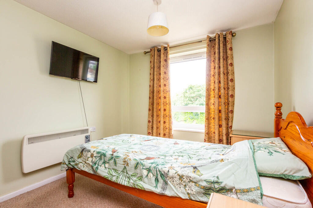 Apartment in Rushden, North Northamptonshire - View 5