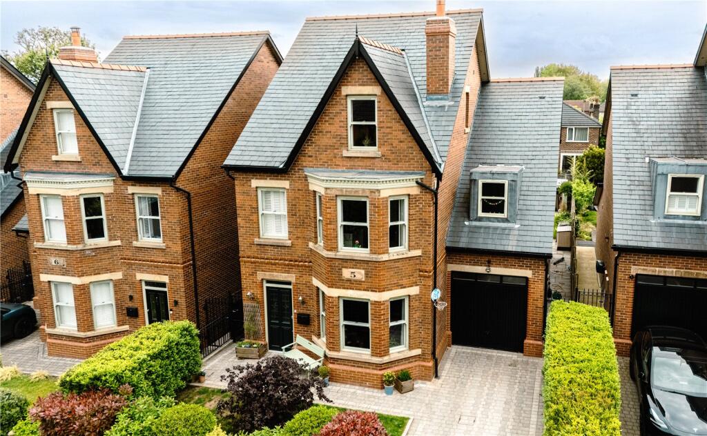 Main image of property: Harvey Close, Heaton Chapel, Stockport, SK4