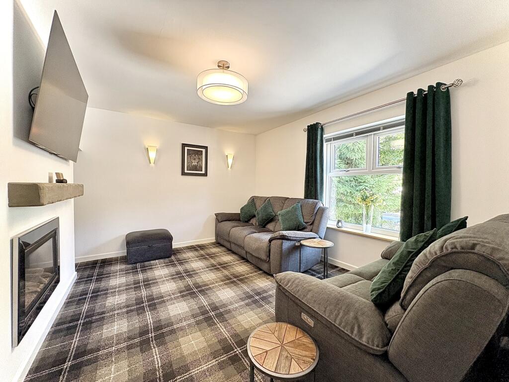 Gibbons Hill Road, SEDGLEY, DY3 1QG photo 3