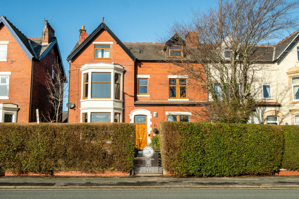 7-bed semi-detached on East Beach, Lytham, FY8, £1,100,000
