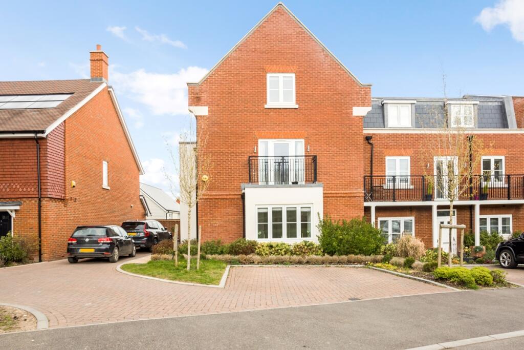 Main image of property: Burton Avenue Leigh TN11