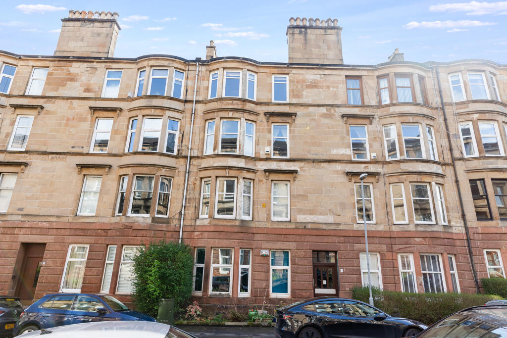 Main image of property: Flat 2/1, 17 Overdale Gardens, Glasgow, G42
