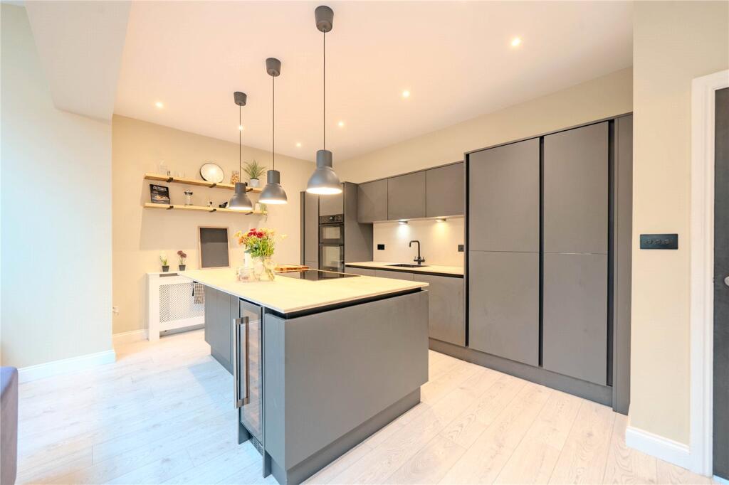 House in Leeds - View 3