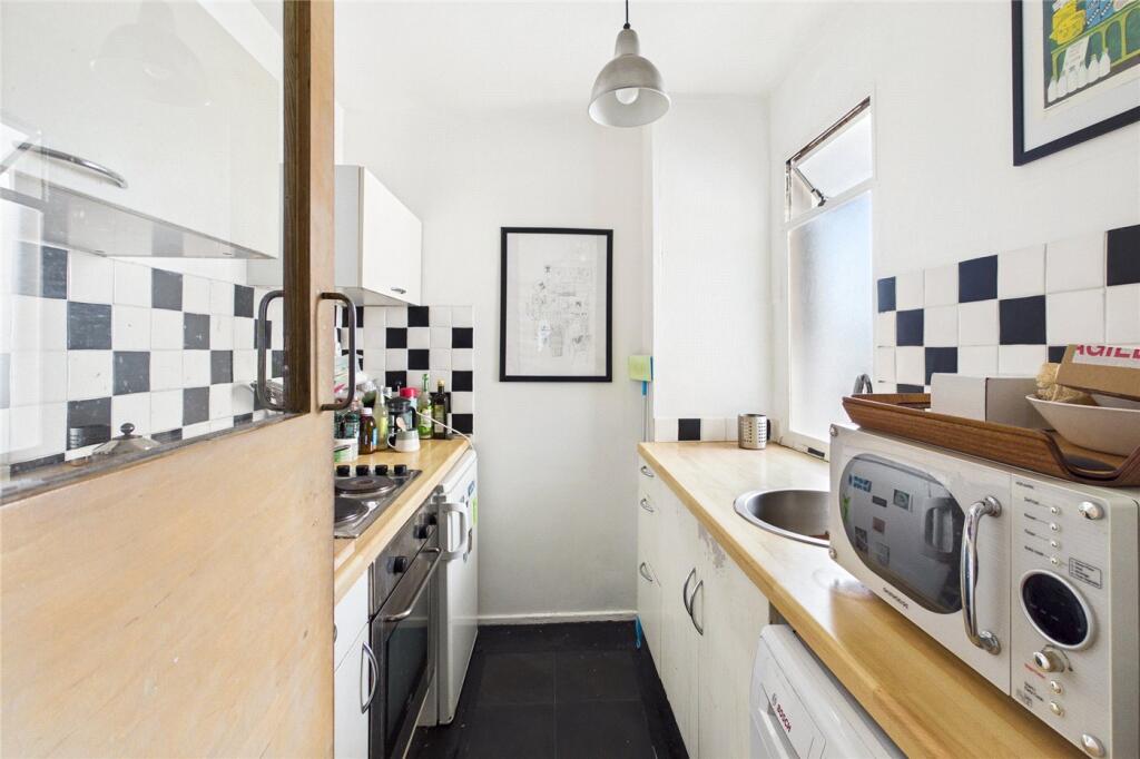 Streatham Hill, London, SW2 photo 4