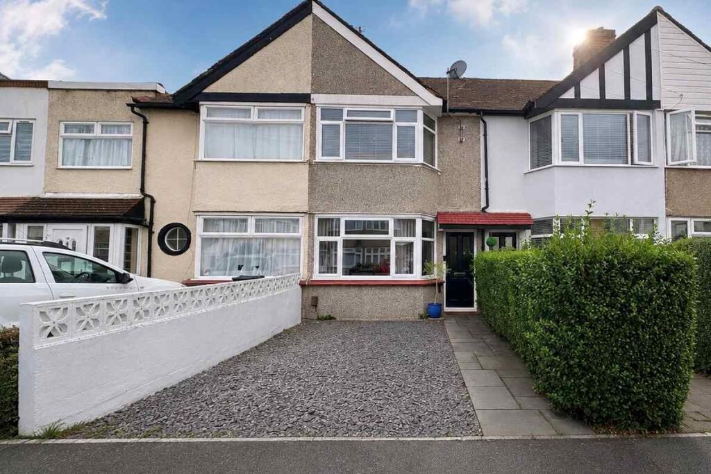 Main image of property: Fernside Avenue, Feltham, Middlesex, TW13