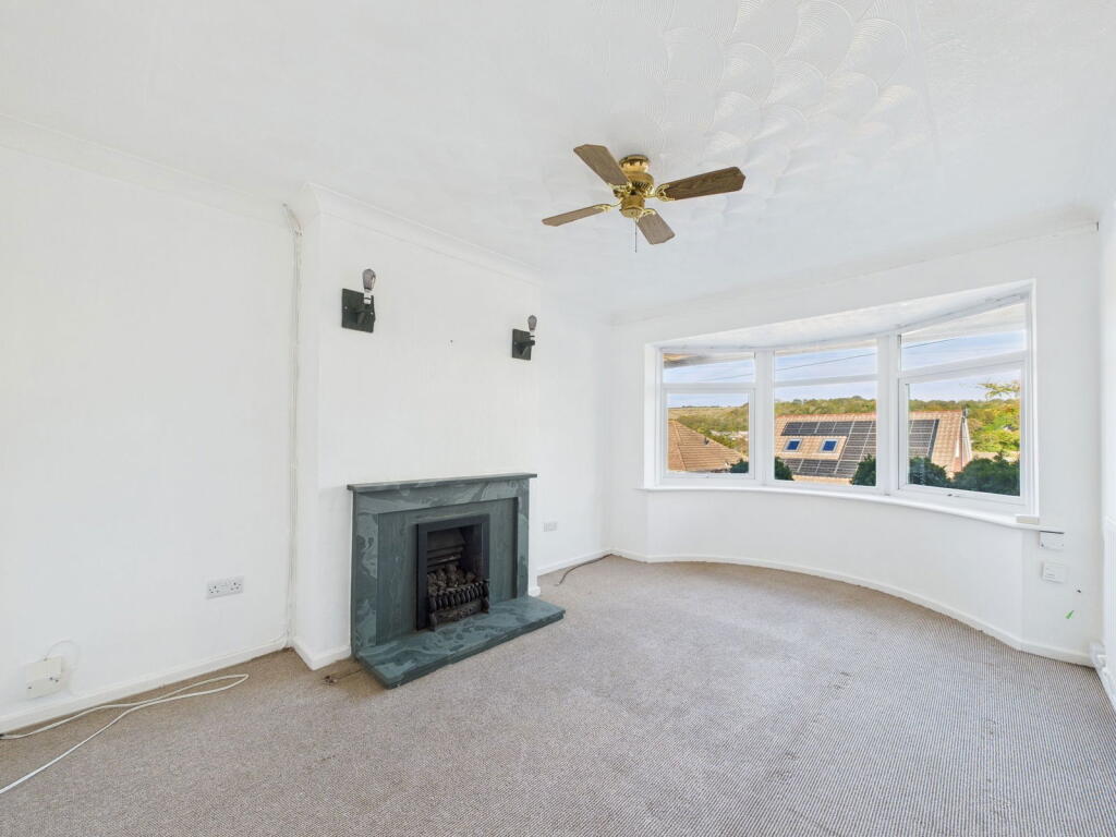 Parham Road, Findon Valley BN14 0BN photo 2
