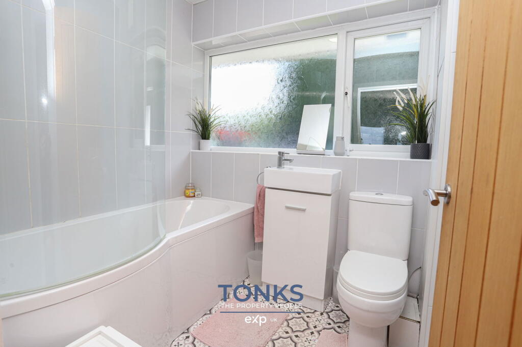 Additional image 17 of Unique one-of-a-kind home offering amazing space – Merton Close, Oldbury, B68 8NG