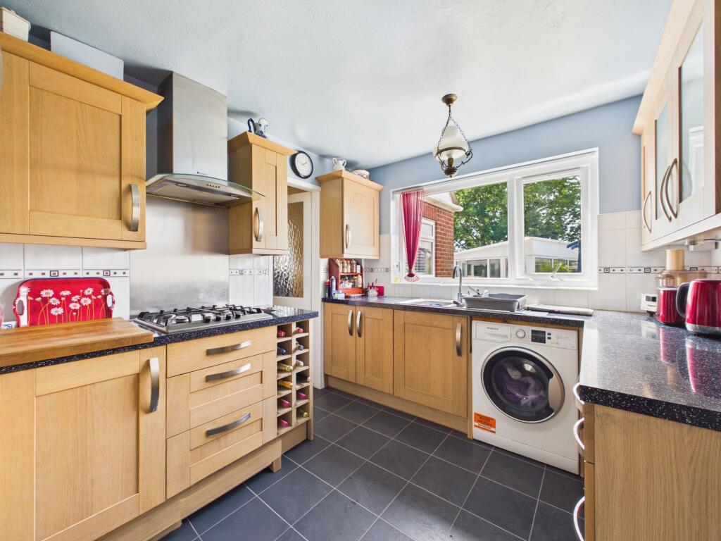 House in Nottingham, Gedling - View 2