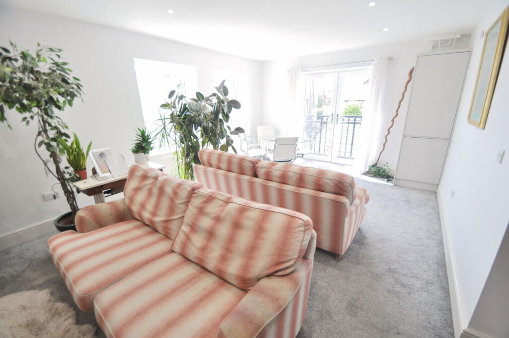 Eaton Court, Grove Road, Wallasey - View 3