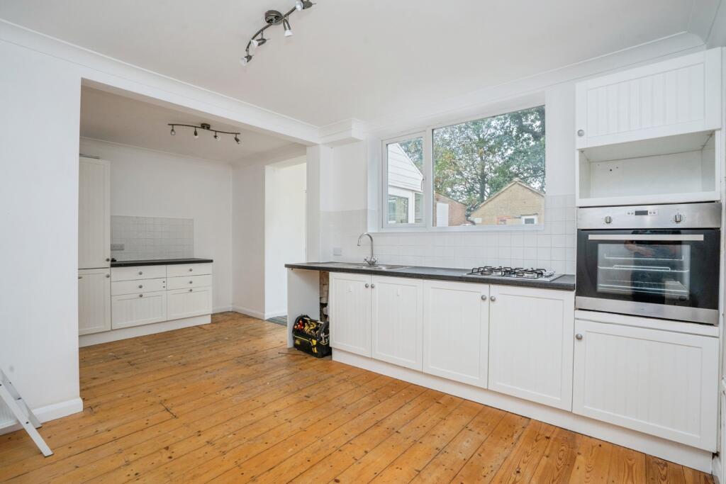 House in Fareham, Hampshire - View 3