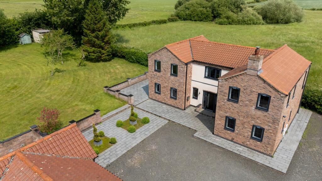 Main image of property: High Street, Kexby, Gainsborough, DN21