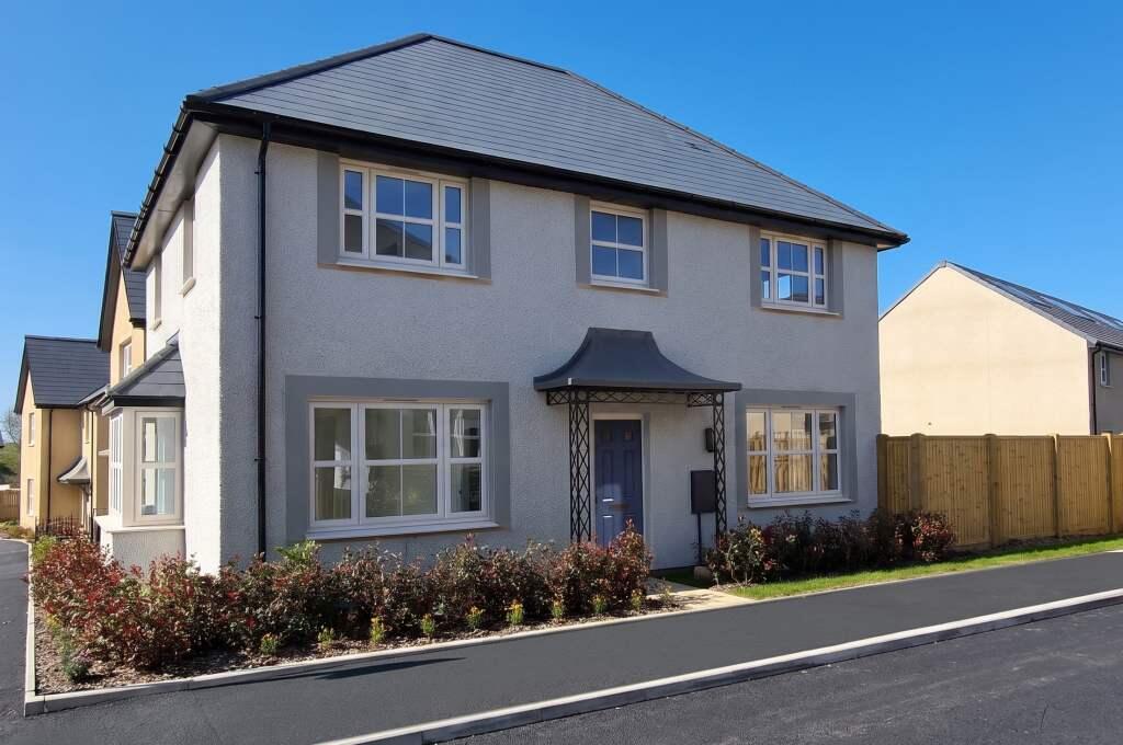 Main image of property: Treledan,
Treledan Way,
Saltash ,
PL12 6PR