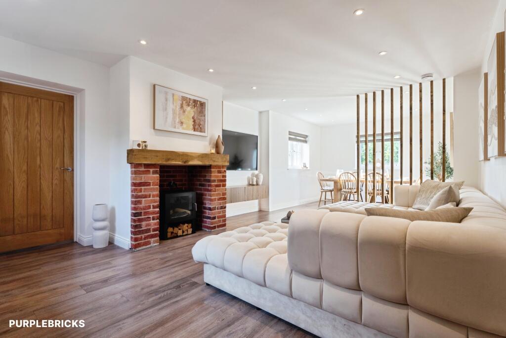 House in Ipswich - View 4