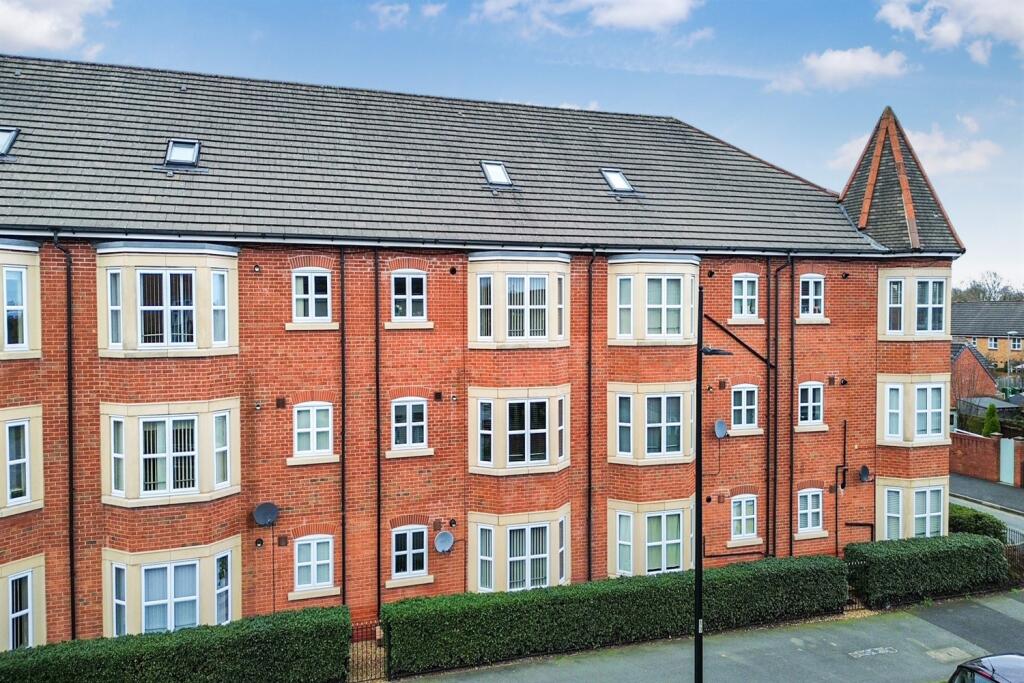 Main image of property: Houston Gardens, Great Sankey, WA5 8DN