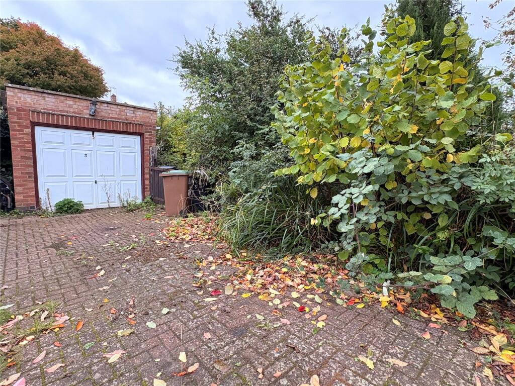 House in Daventry, West Northamptonshire - View 2