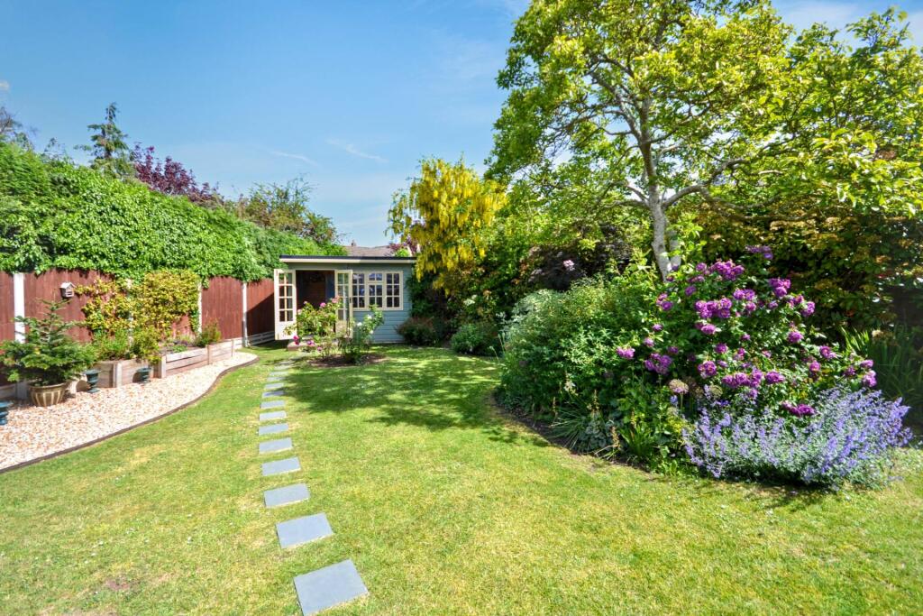 House in Wychavon, Great Comberton - View 2