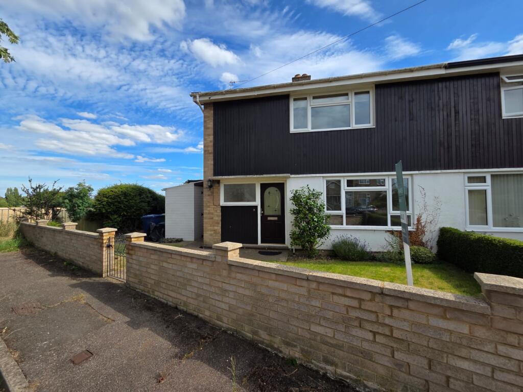 Main image of property: Murfitt Way, Gamlingay SG19 3EW