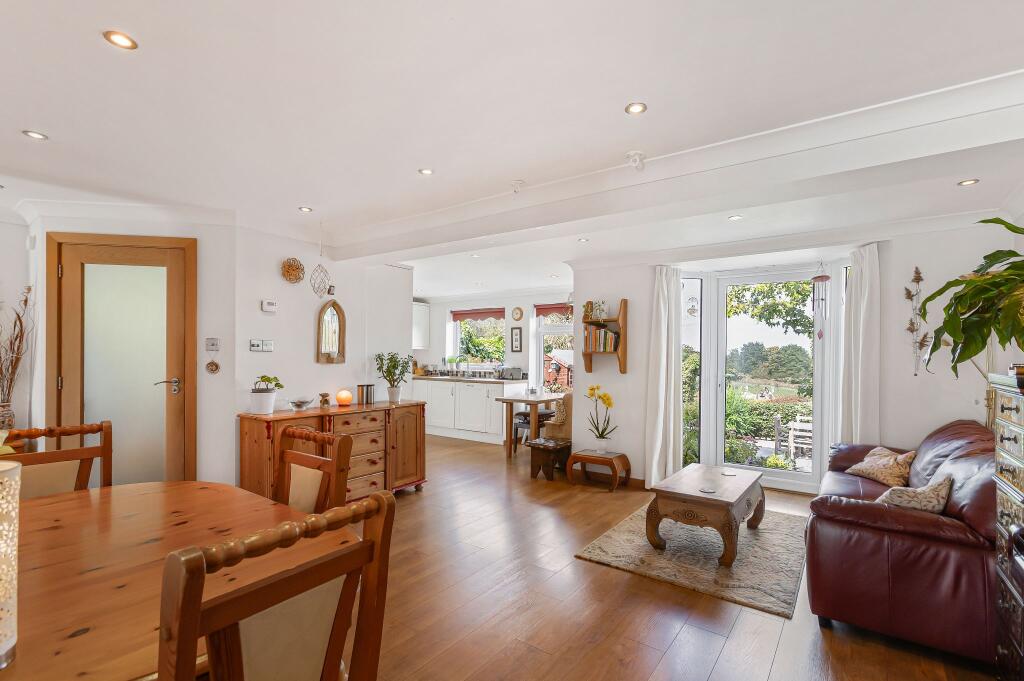 House in St Albans - View 5