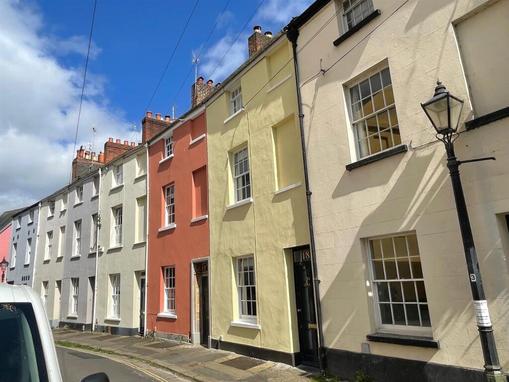 Main image of property: Melbourne Street, Exeter