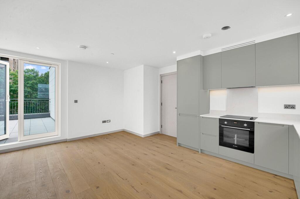 Main image of property: Walthamstow, E17