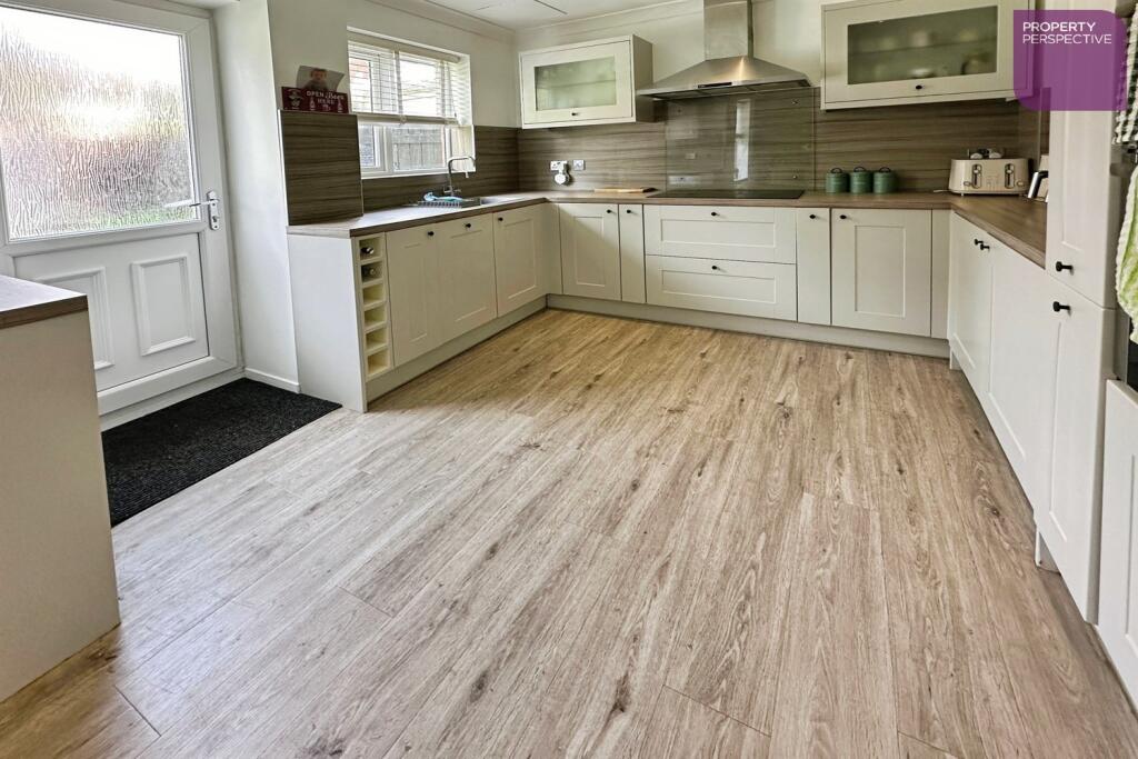 House in Kingston upon Hull, Kingswood - View 4