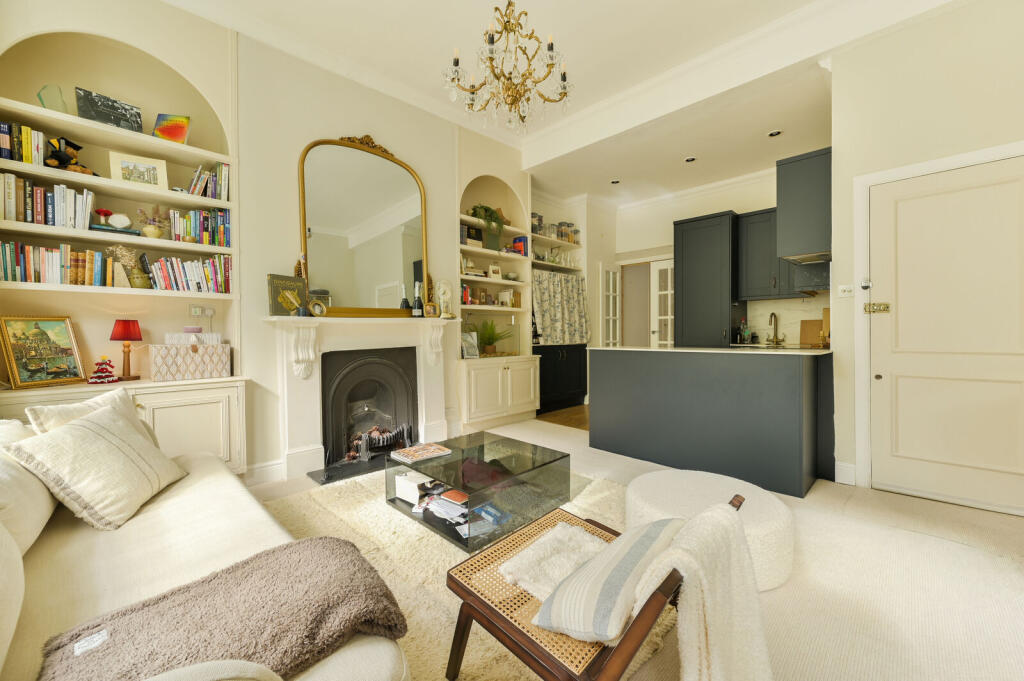 Apartment in London - View 4