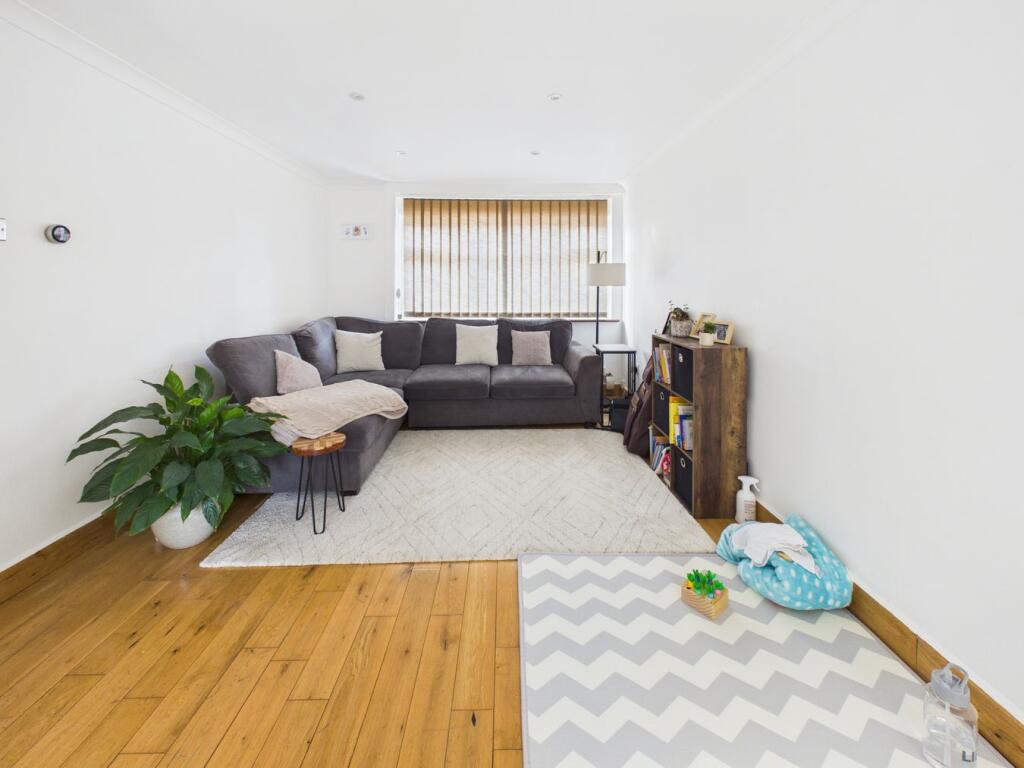 House in Stevenage - View 4