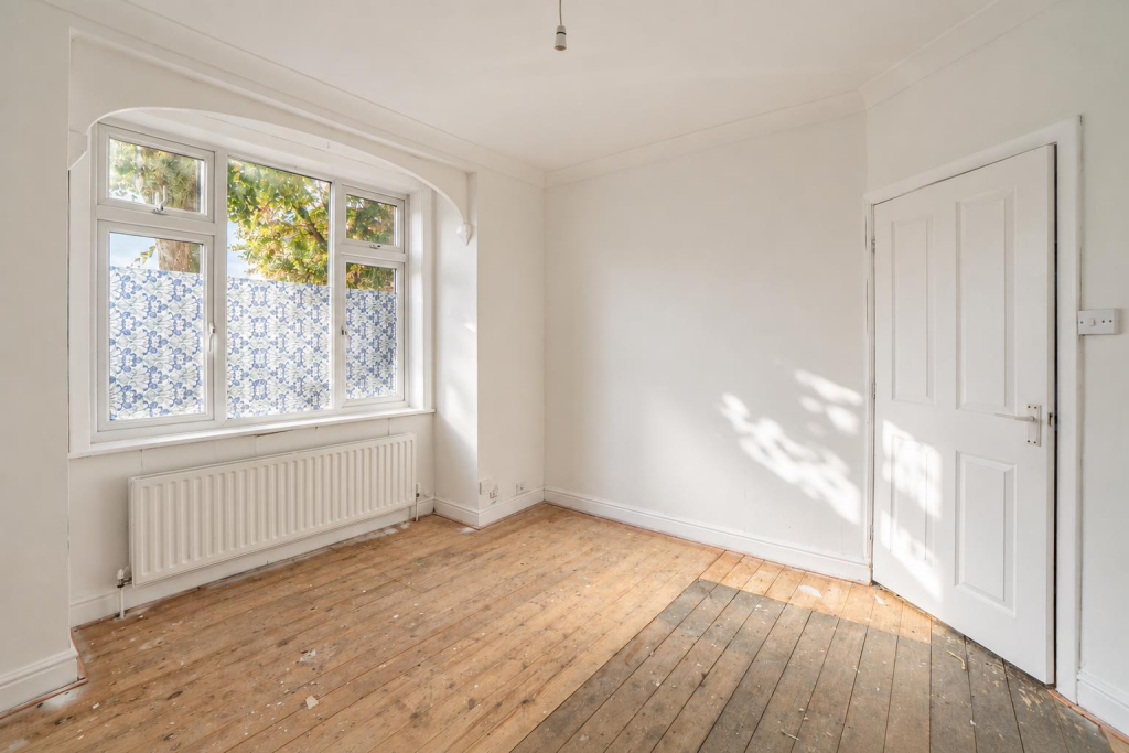 House in Nottingham - View 4