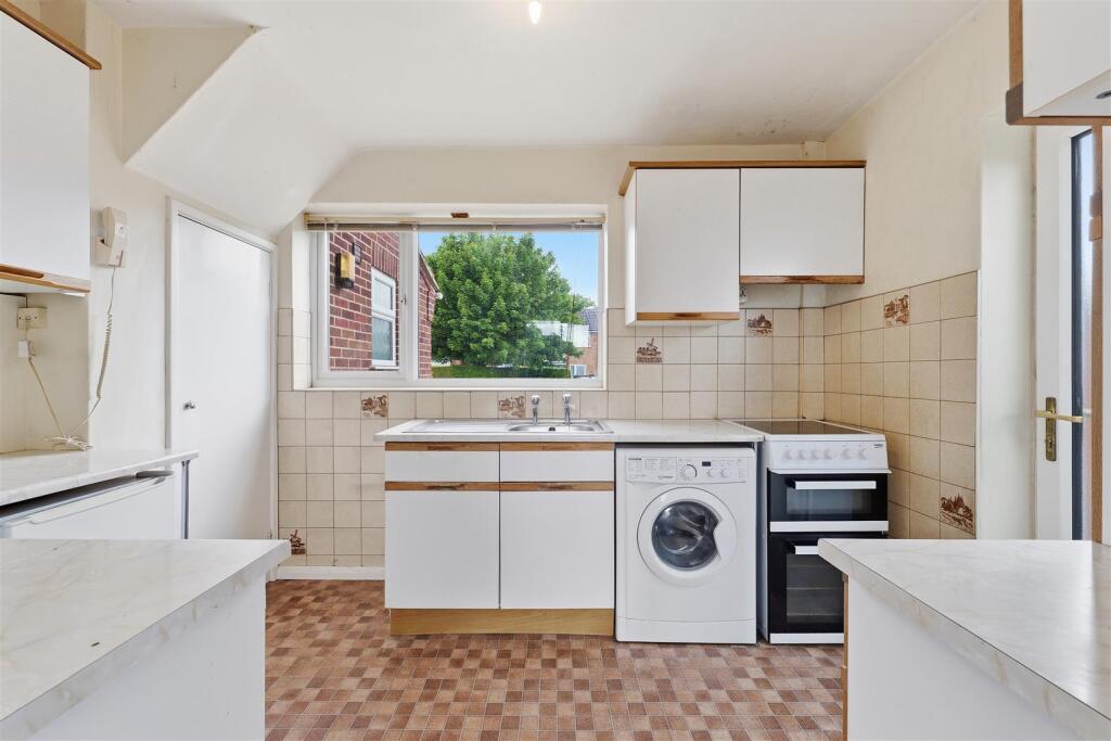 Ridgeway, Southwell photo 2