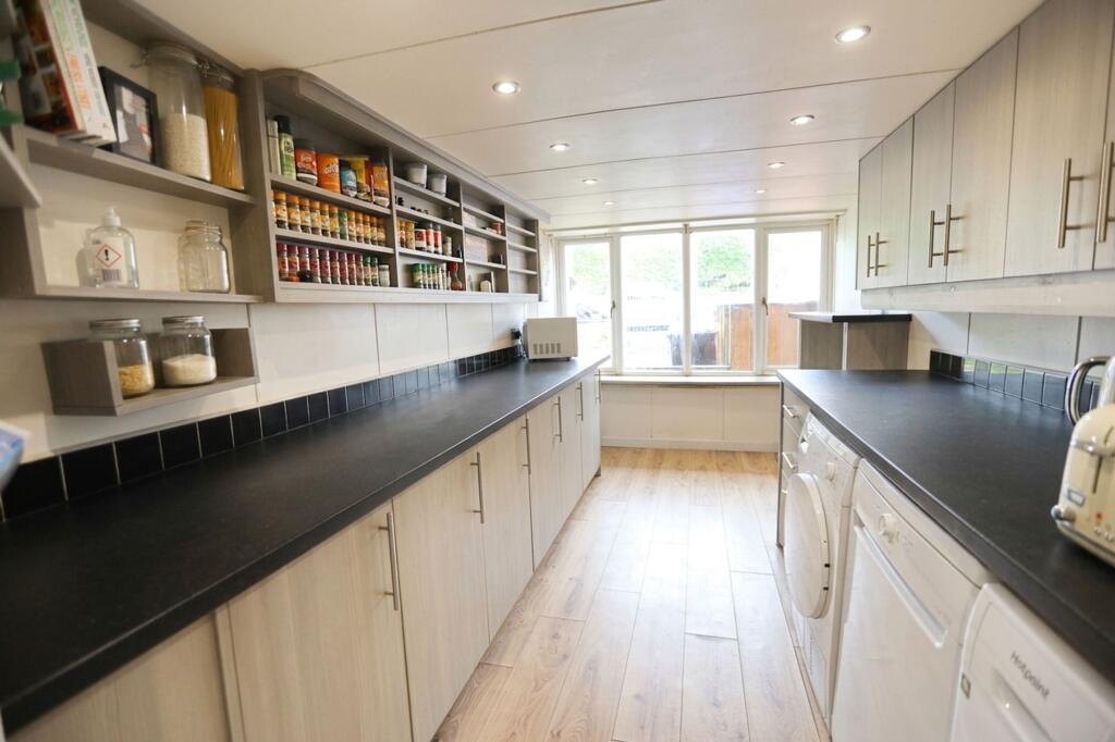 House in Bury, Park Lane - View 5