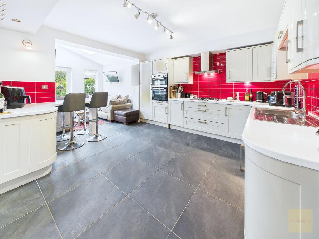 Ayston Road, Uppingham, LE15 - View 4