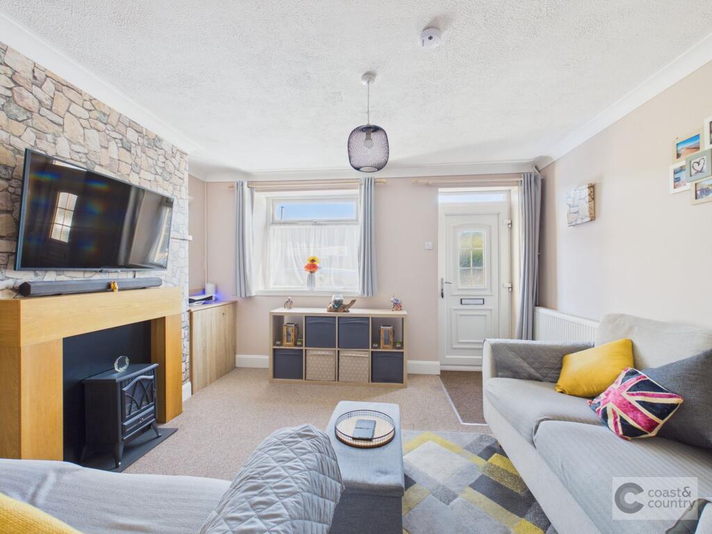 House in Torquay - More