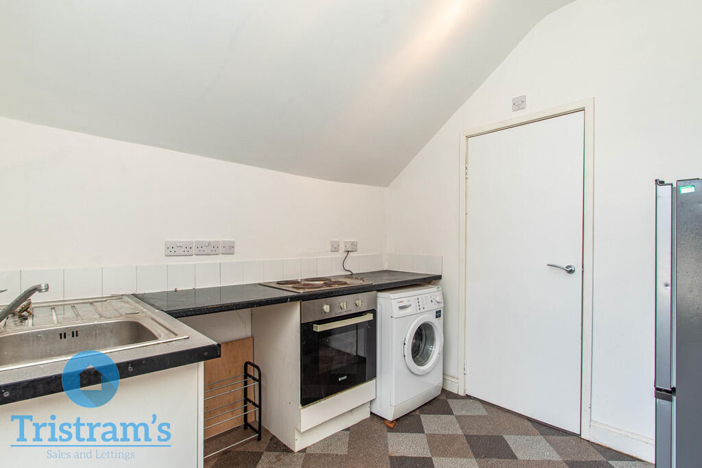 Studio flat for rent