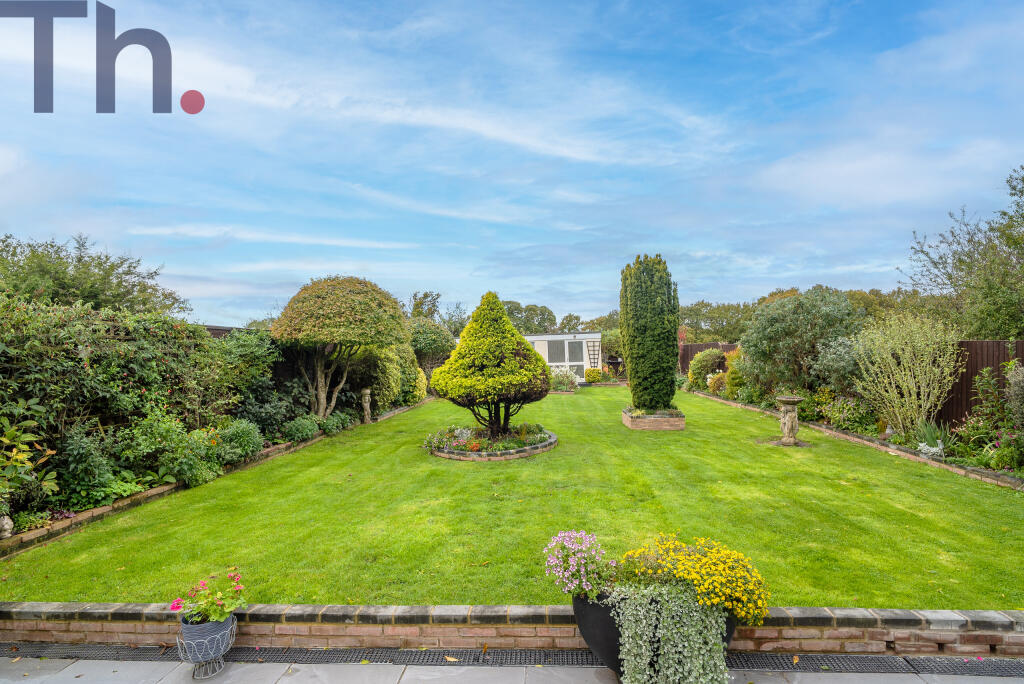 3-bed detached on Newport, Isle of Wight, £430,000