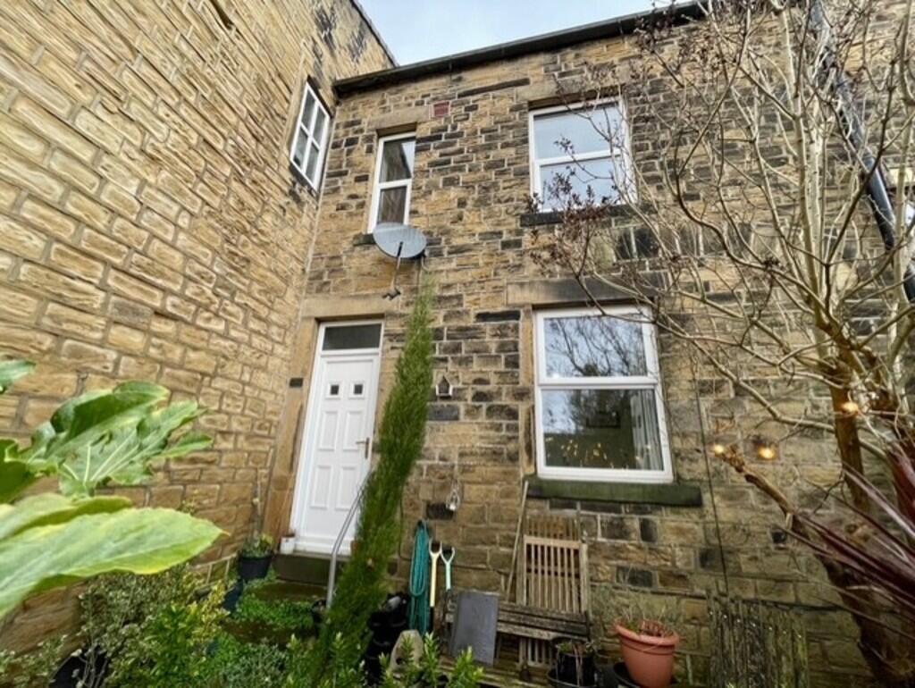 Main image of property: Gable End Terrace, Pudsey