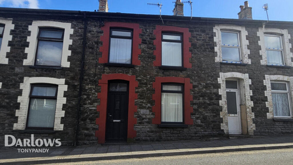 3-bed terraced on High Street, Porth CF39, £85,000