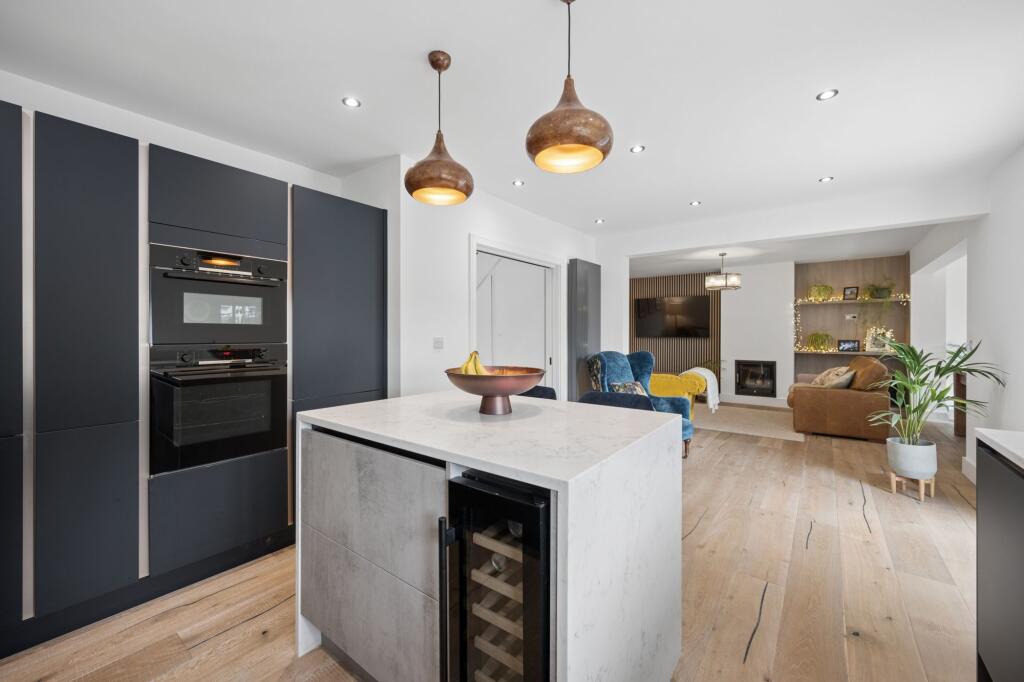 House in Stockport, Greater Manchester - View 4