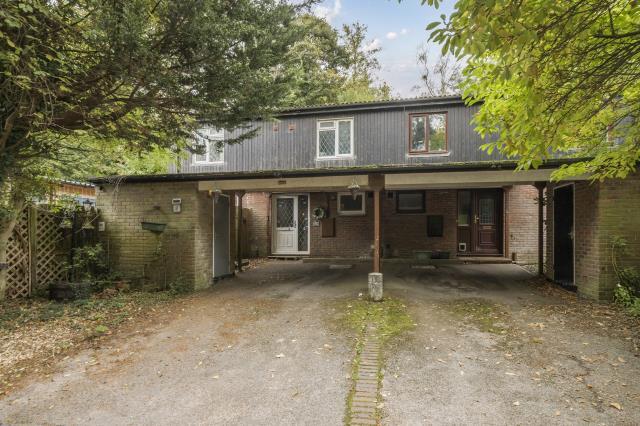 Main image of property: Young Crescent, Thatcham