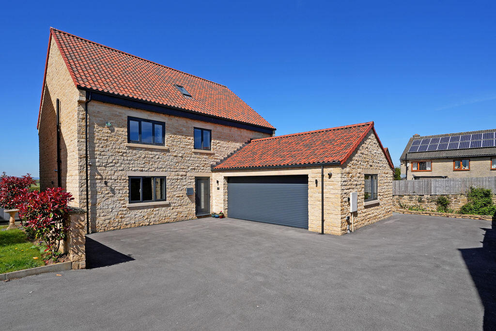 Main image of property: Hillside Green, Harthill, Sheffield