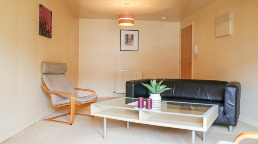 Apartment in Aberdeen - More