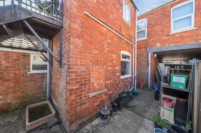 1332373-3-6895ea7a064c7